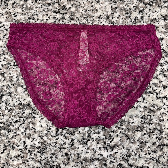 Victoria’s Secret “5” Pair Panty Bundle - Picture 6 of 13